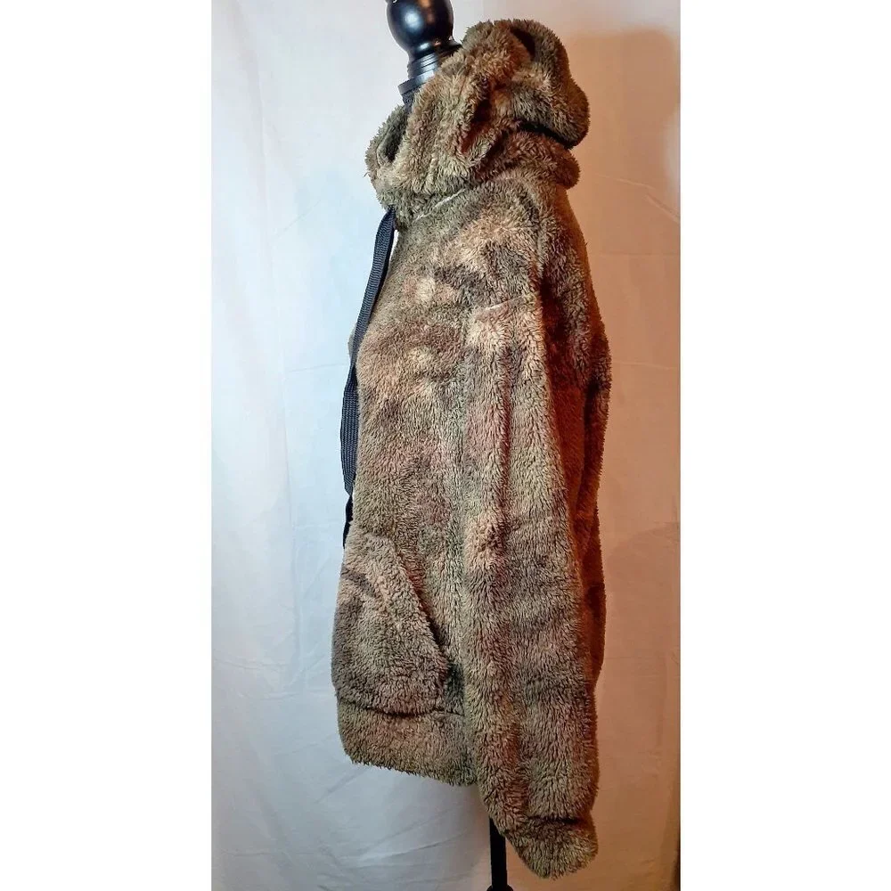 American Original Rewash Brand Women Teddy Sweater - Picture 3 of 7